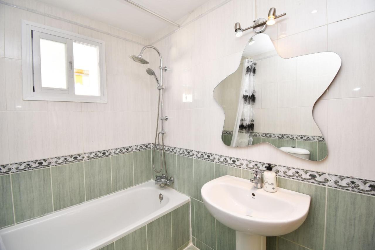 Apartamento De La Croix Lägenhet Fuengirola Exteriör bild